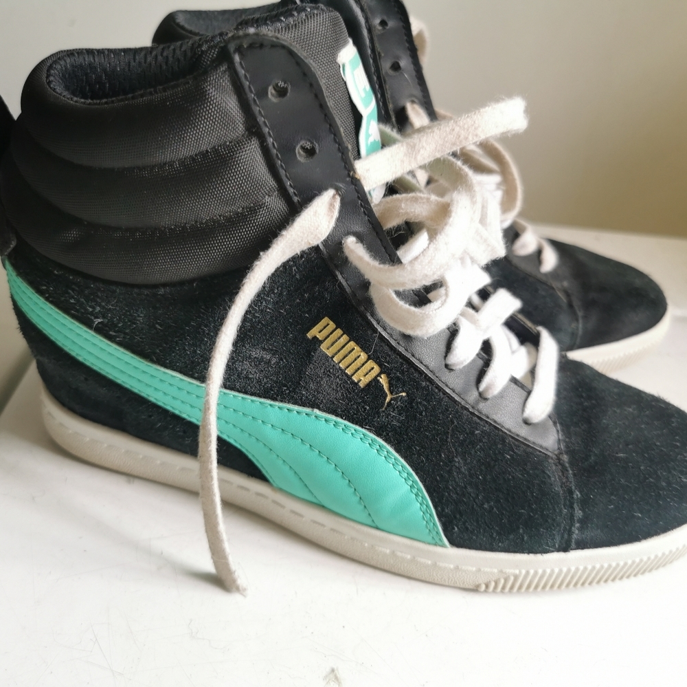 Puma wedge sneaker 8us womens